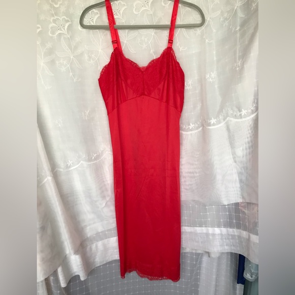 Pinehurst Lingerie - Picture 2 of 9